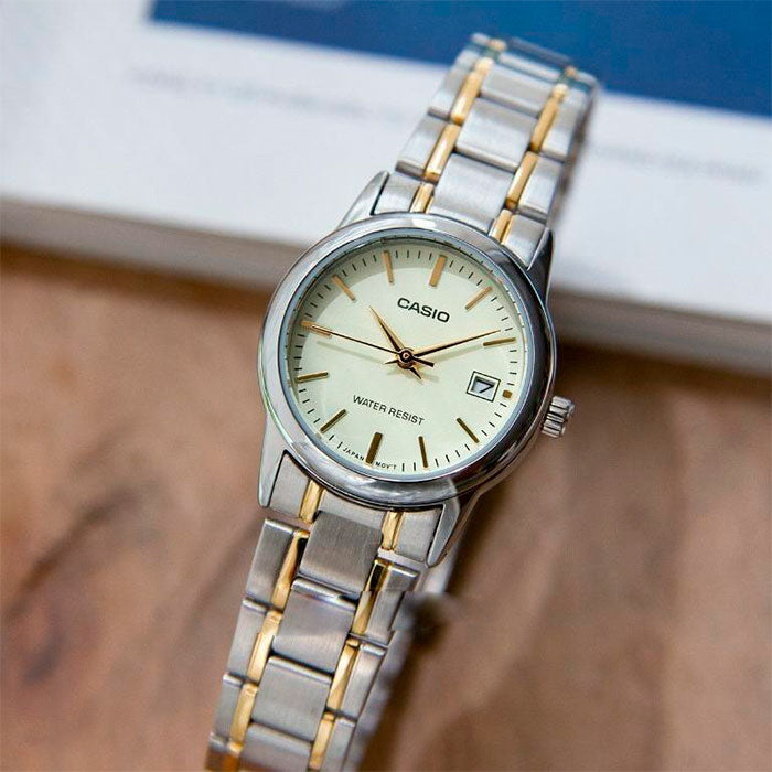 WW2838 Casio Standard Date Ladies Chain Watch LTP-V002SG-9AUDF