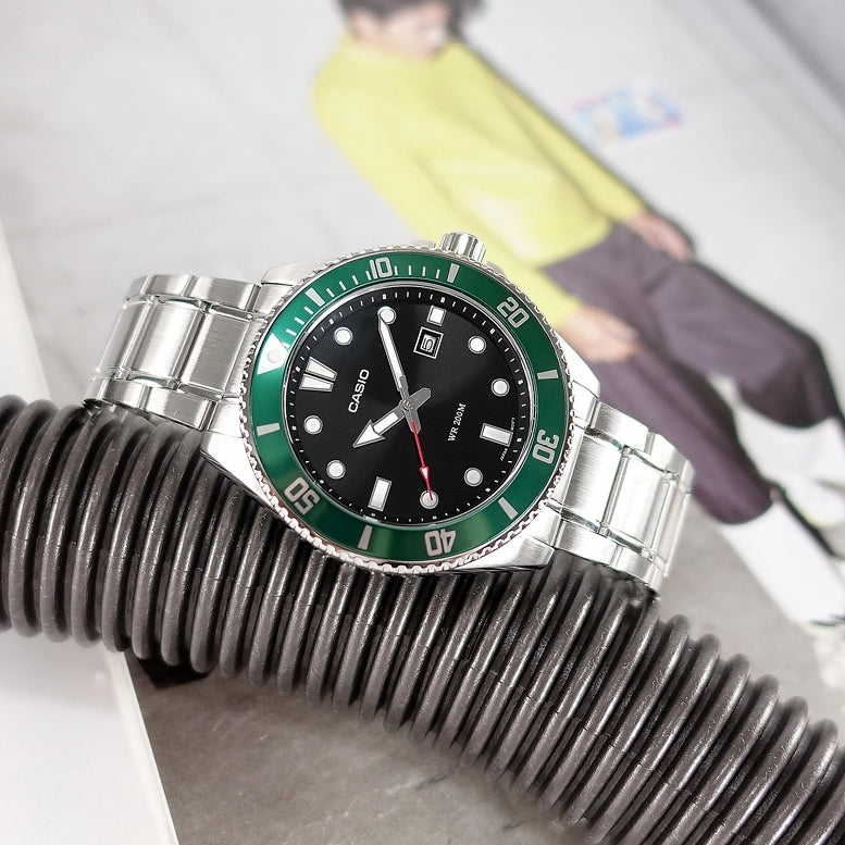 WW2880 Casio Standard Duro Date Chain Watch MDV-107D-3AVDF