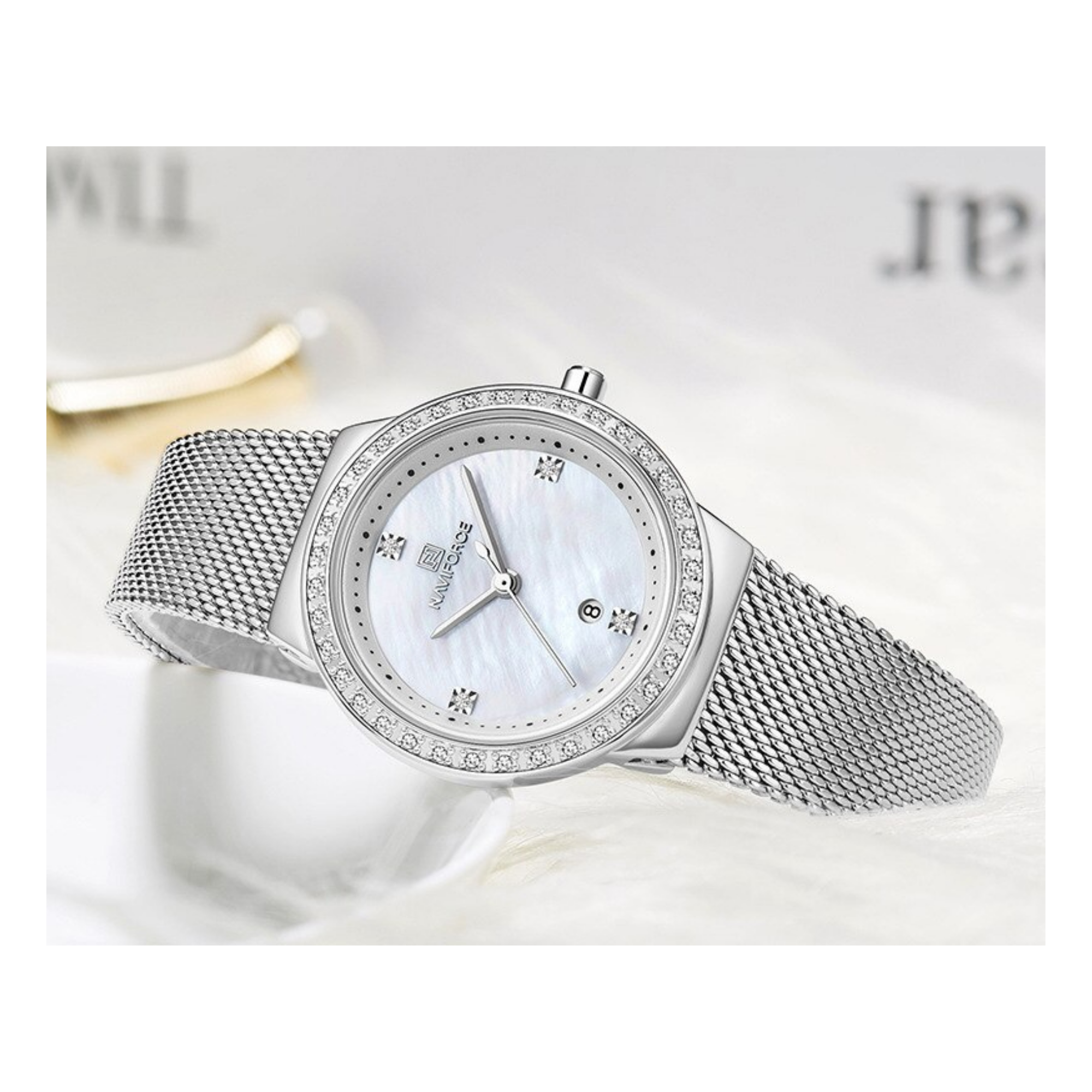 WW1182 Naviforce NF5005L Watch