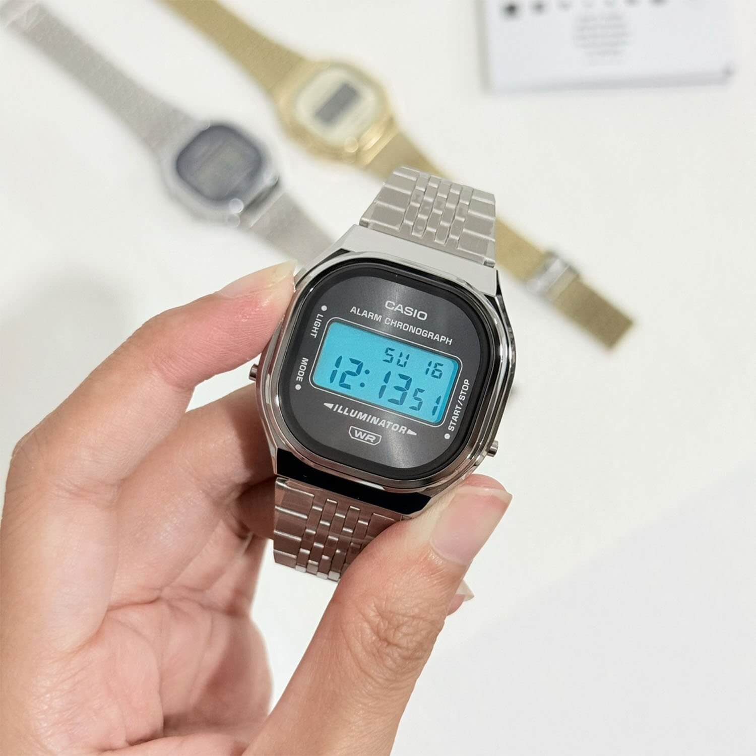 WW3226 Casio Vintage Illuminator Digital Chain Watch A140WE-8ADF