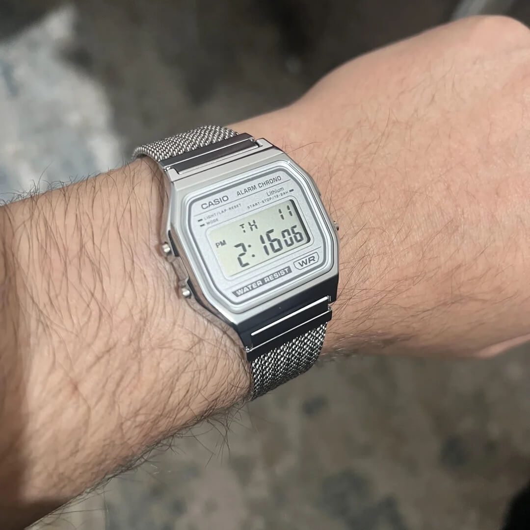 WW3209 Casio Vintage Digital Mesh Chain Watch A158WEM-7DF