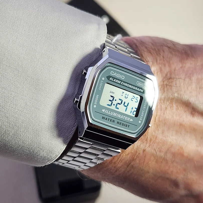 WW2868 Casio Vintage Illuminator Digital Chain Watch A168WA-3AYDF
