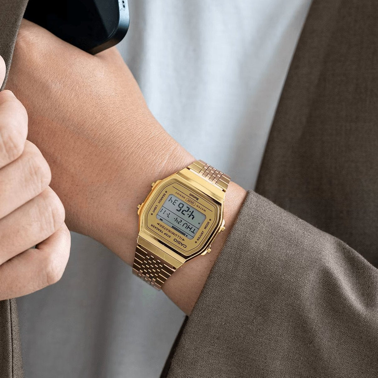 WW2991 Casio Vintage Step Tracker Bluetooth Chain Watch ABL-100WEG-9ADF