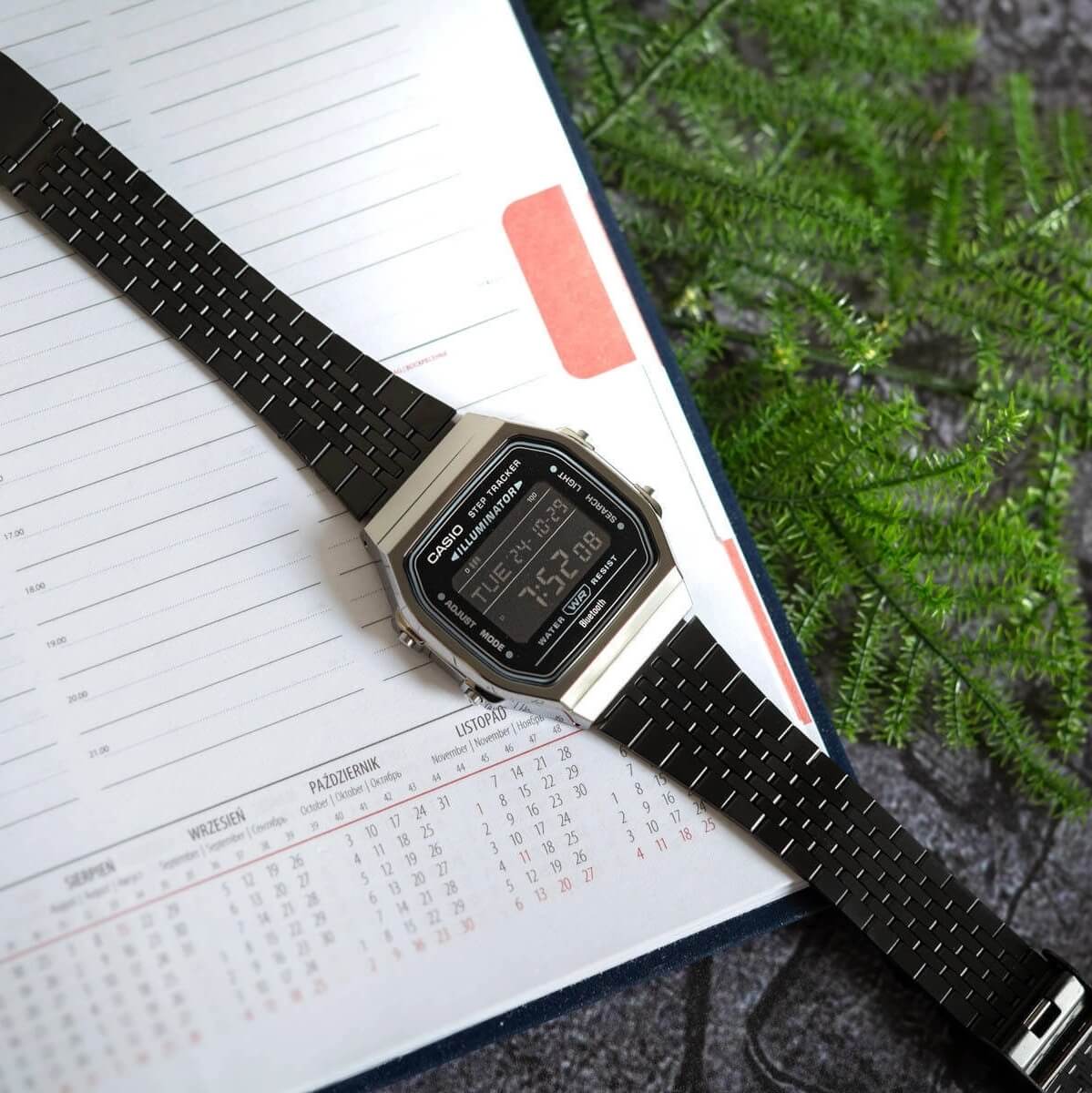 WW2992 Casio Vintage Step Tracker Bluetooth Chain Watch ABL-100WEGG-1BDF