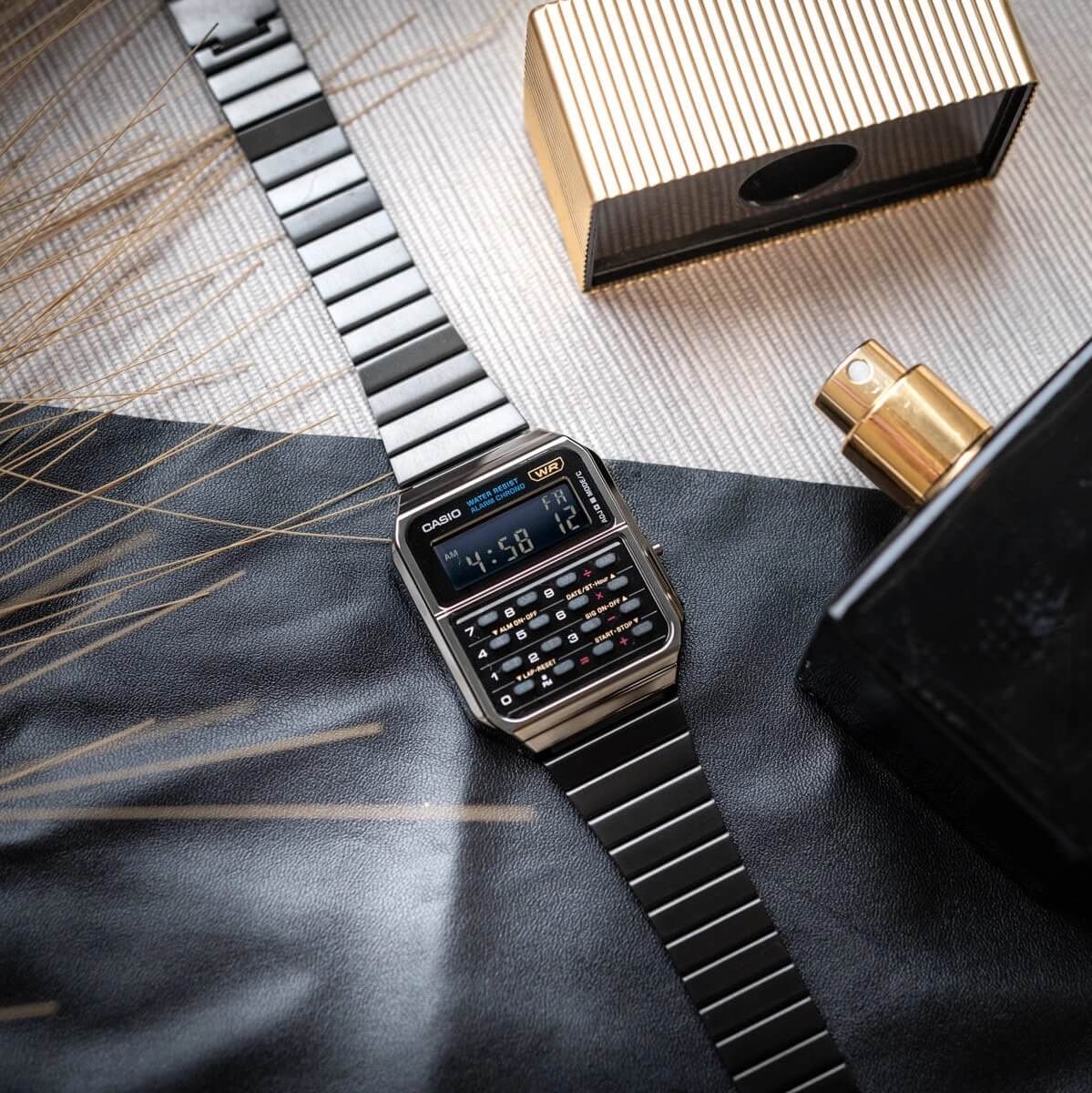 WW2945 Casio Vintage Calculator Chain Watch CA-500WEGG-1BDF