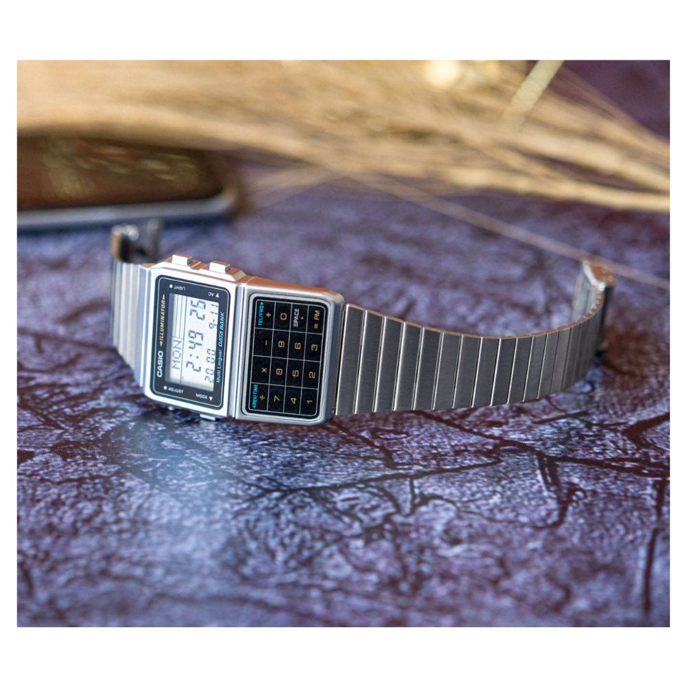 Montre Casio Vintage DBC-611-1DF - Calculatrice - Numérique - Unisexe - Rétro
