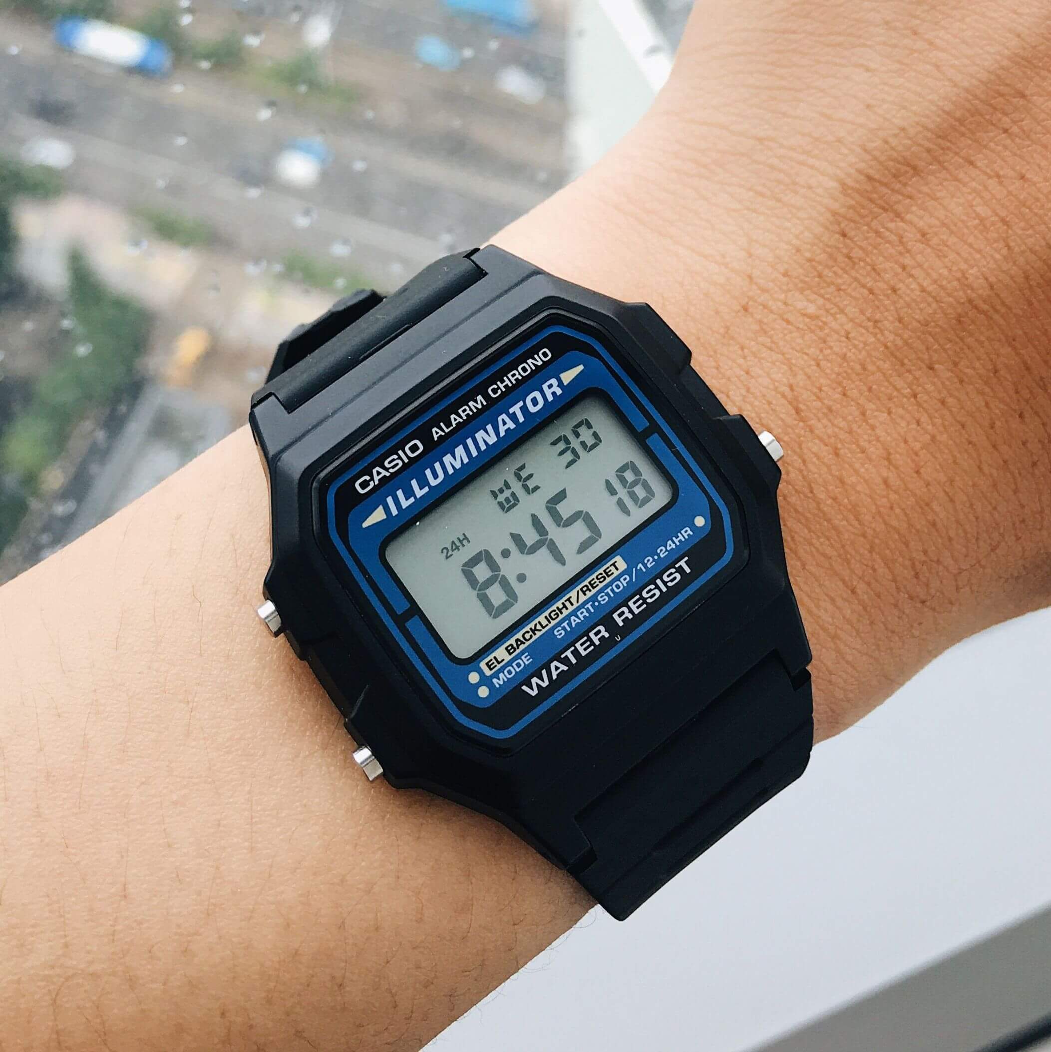 Casio F-105W-1ADF Watch