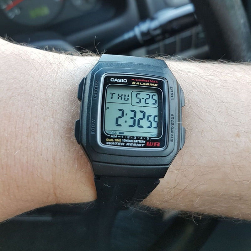 Casio F-201WA-1ADF Watch