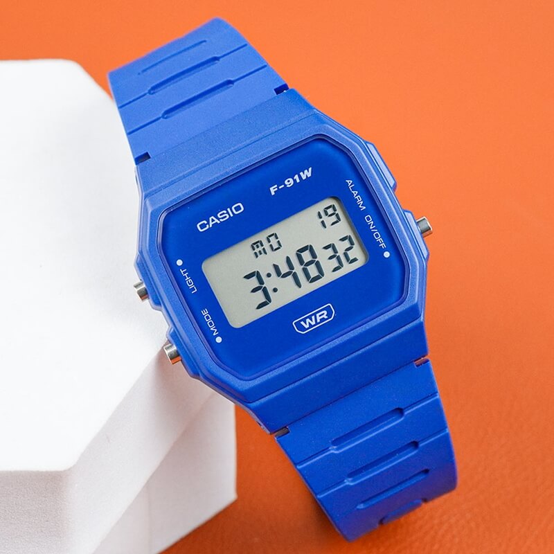 Casio F-91WB-2A1DF Digital Watch description image