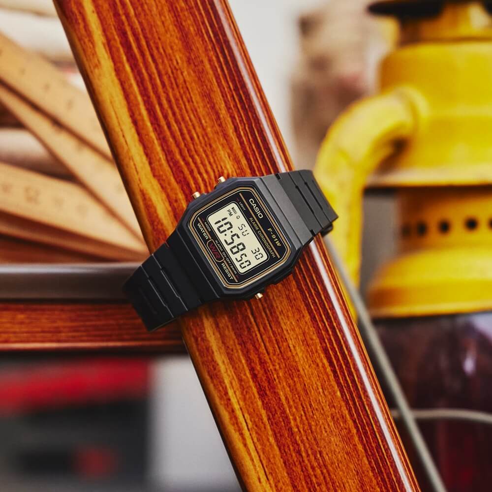 WW1405 Casio Vintage Digital Resin Belt Watch F-91WG-9QDF