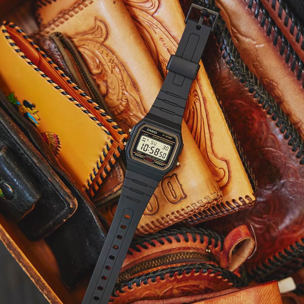 WW1405 Casio Vintage Digital Resin Belt Watch F-91WG-9QDF