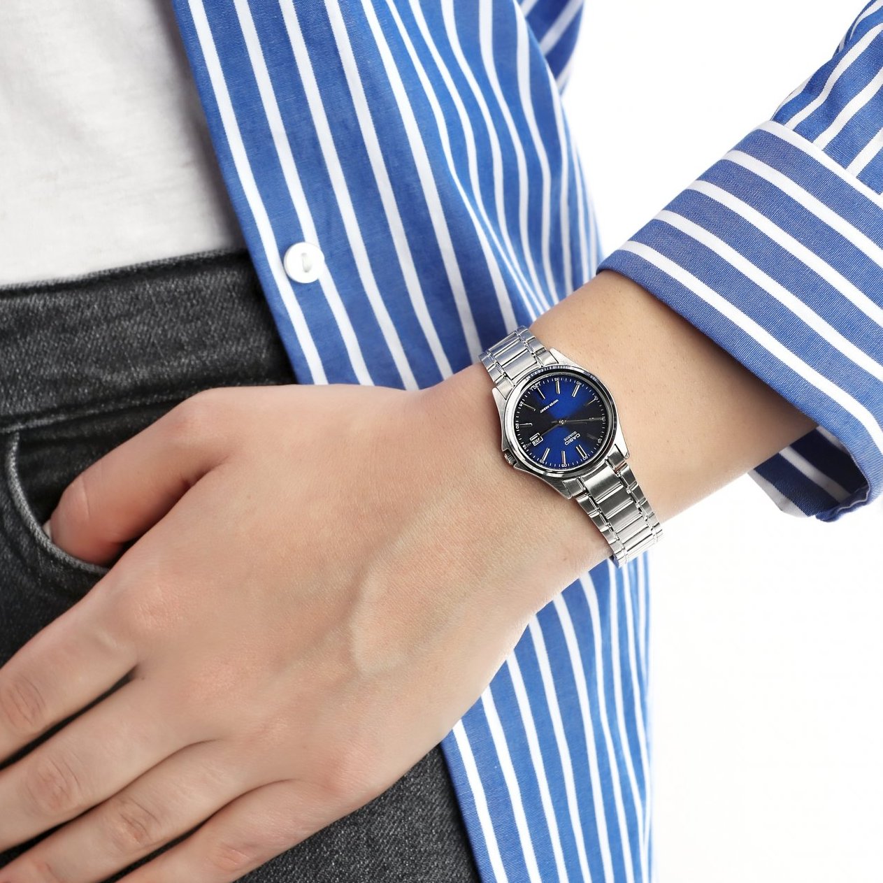 Casio LTP-1183A-2ADF Watch