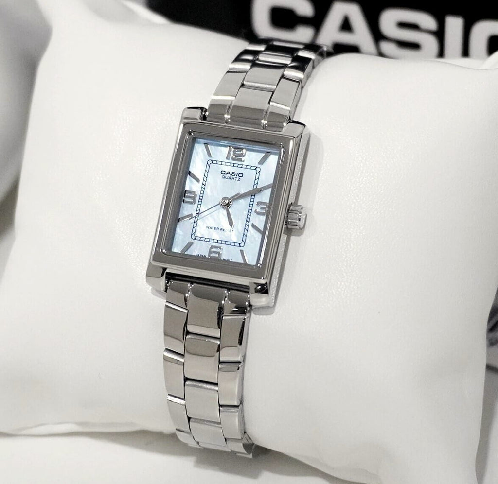 WW2994 Casio Standard Ladies Chain Watch LTP-1234DS-2ADF