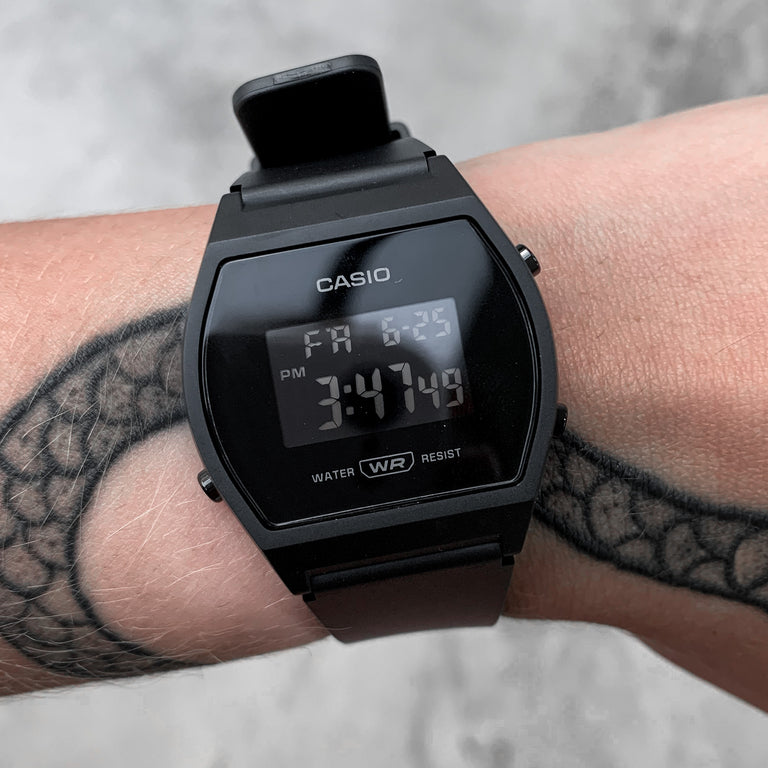 Casio LW-204-1BDF Watch