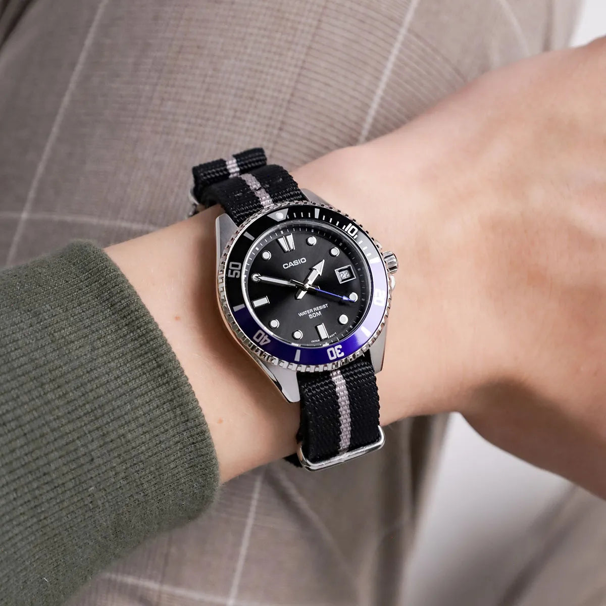 Casio MDV-10C-1A2VDF Watch