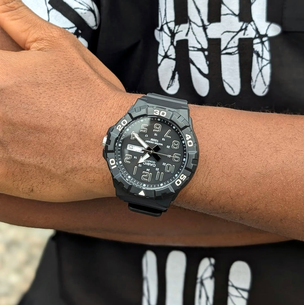 WW2469 Casio Youth Day Date Resin Belt Watch MRW-210H-1AVDF