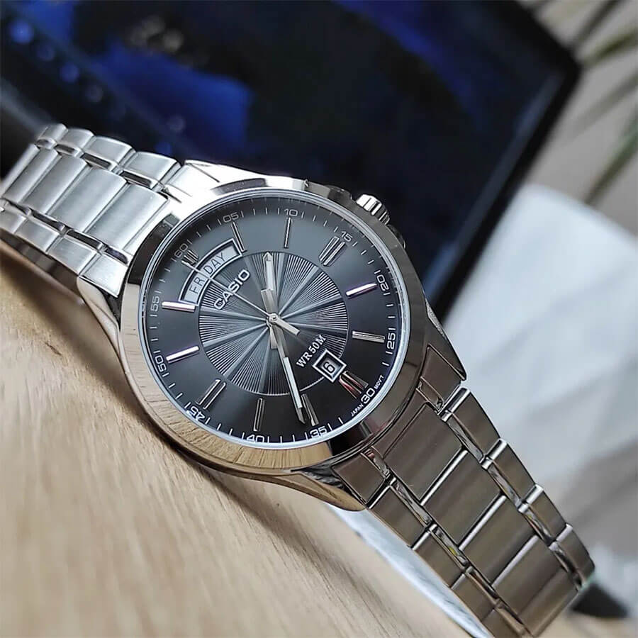 WW3138 Casio Enticer Day Date Chain Watch MTP-1381D-8AVDF