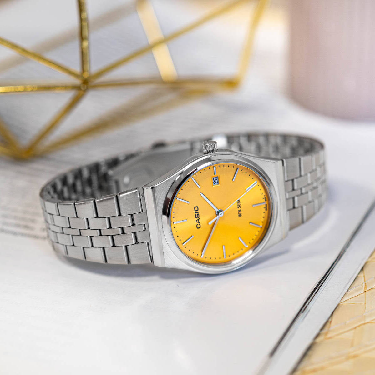 WW2539 Casio Standard Date Chain Watch MTP-B145D-9AVDF