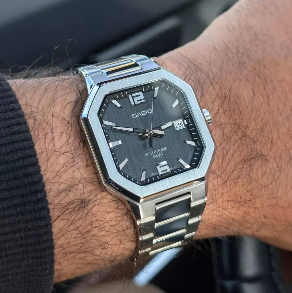 WW3231 Casio Standard Date Chain Watch MTP-B195D-1AVDF