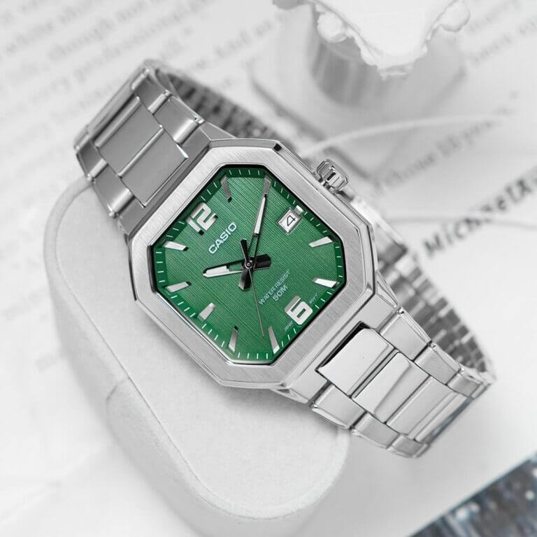 WW3233 Casio Standard Date Chain Watch MTP-B195D-3AVDF