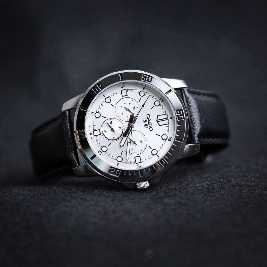 Casio MTP-VD300L-7EUDF Watch