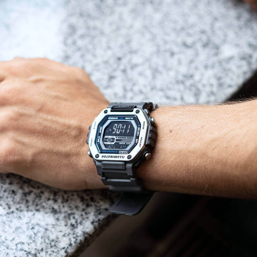 WW2861 Casio Standard Illuminator Digital Resin Belt Watch MWD-110H-8BVDF
