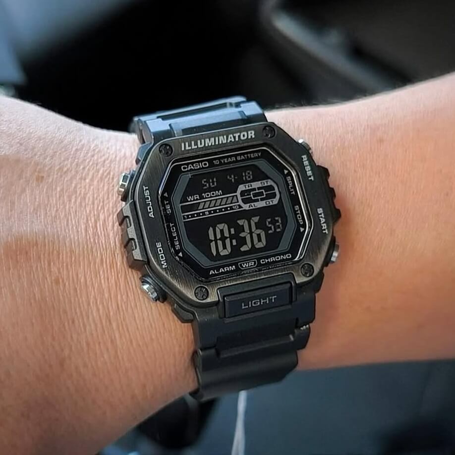 Casio Standard Digital Cinturino In Resina Nera Quadrante Blu Quarzo Mwd 110hb 1bv 100m Orologio Da Uomo Casio Standard Digital Cinturino In Resina Nera Quadrante Blu Quarzo Mwd 110hb 1bv 100m Orologio Da Uomo