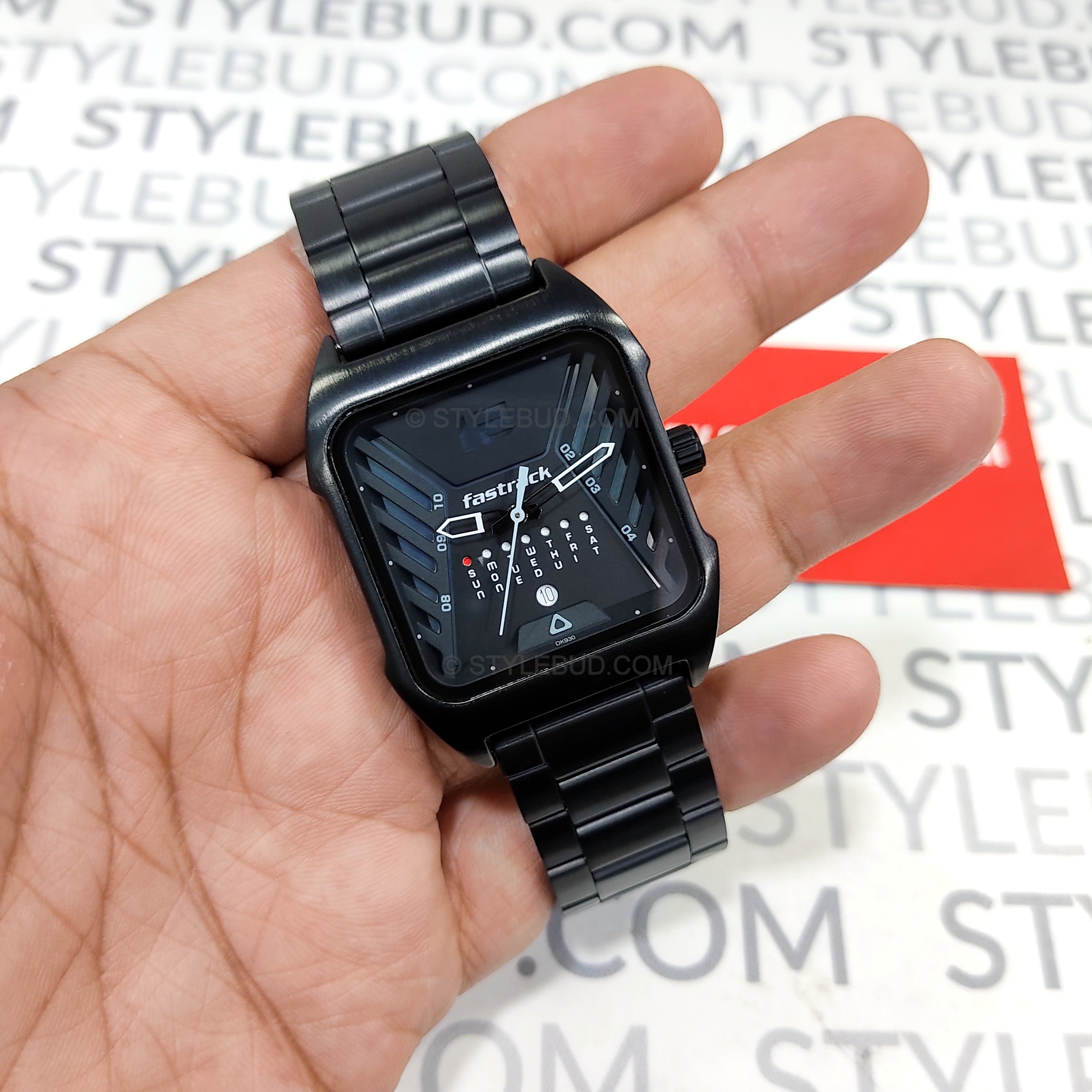 Fastrack 3249NM01 Watch
