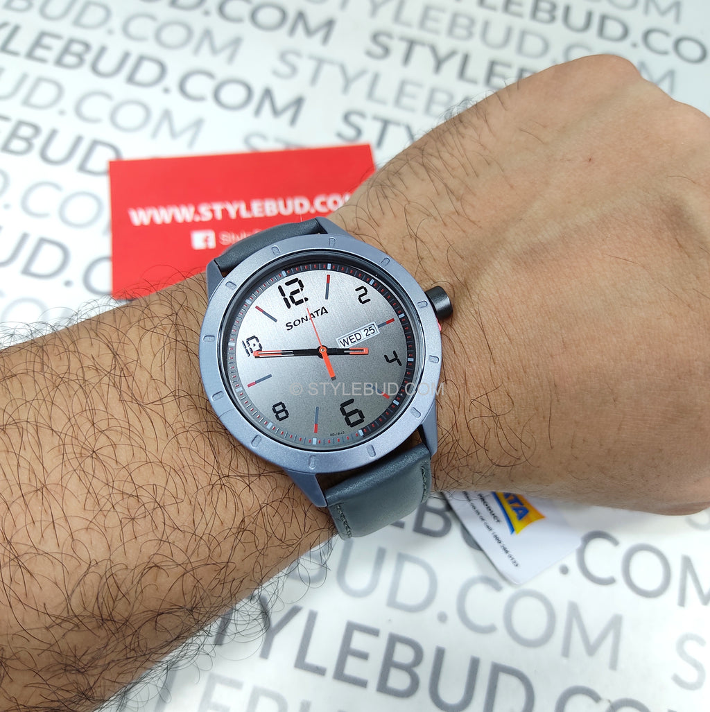 Sonata 7137AL01 Watch