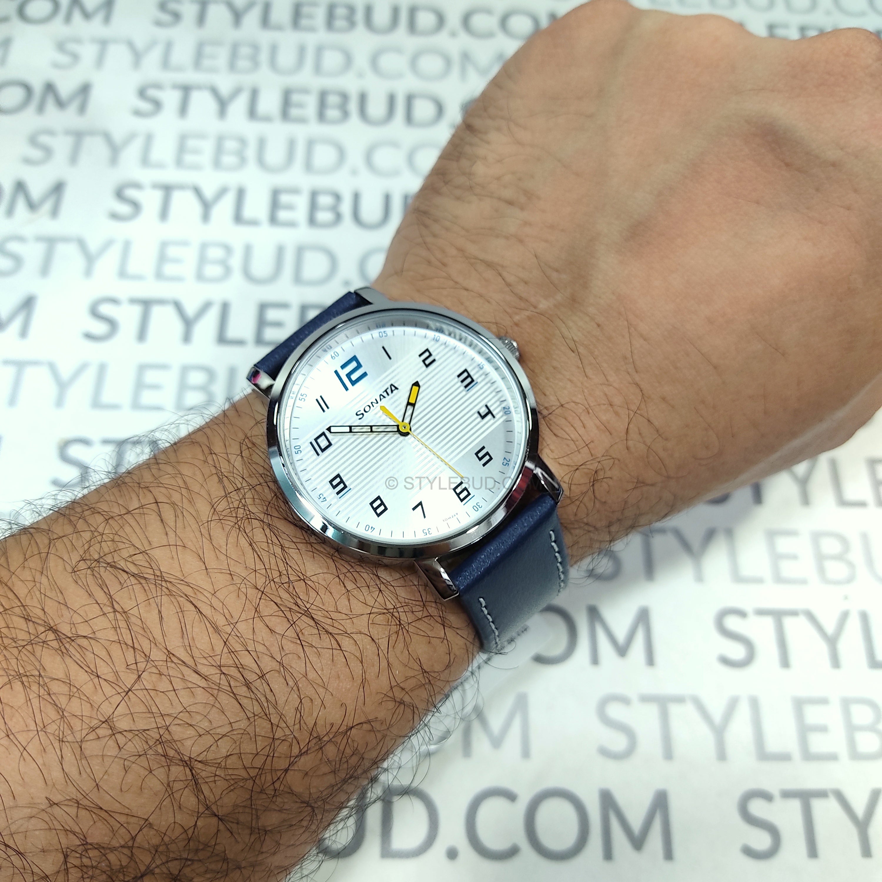 Sonata 7142SL03 Watch