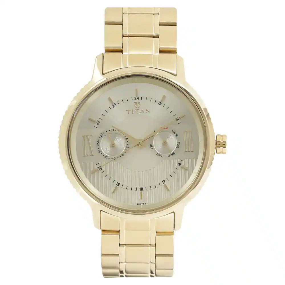 Titan 1743YM01 Watch