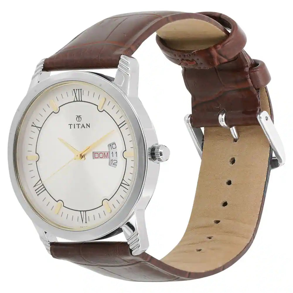Titan 1774SL01 Watch
