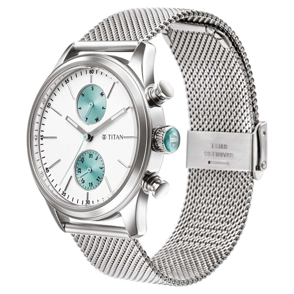 Titan 1805SM04 Watch