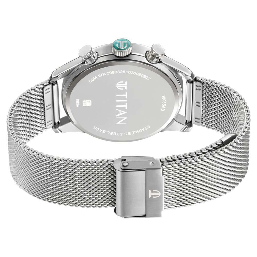 Titan 1805SM04 Watch