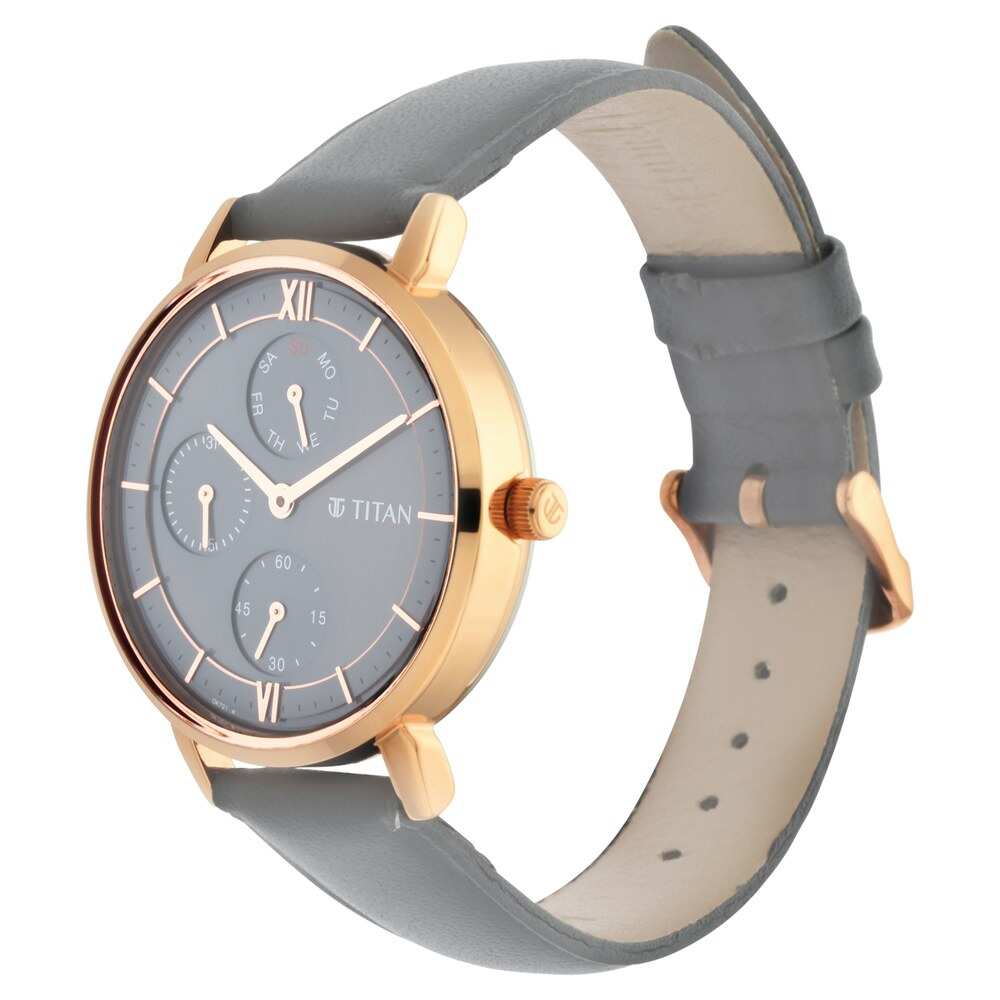 Titan 2652WL02 Watch
