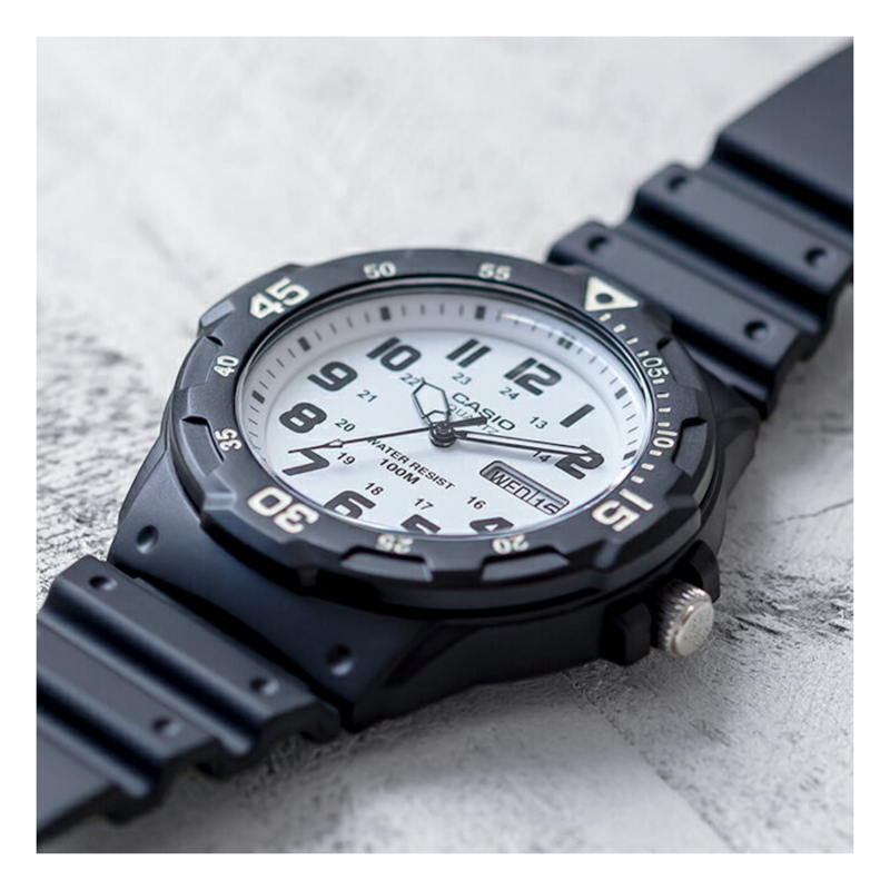 WW1255 Casio Youth Day Date Resin Belt Watch MRW-200H-7BVDF