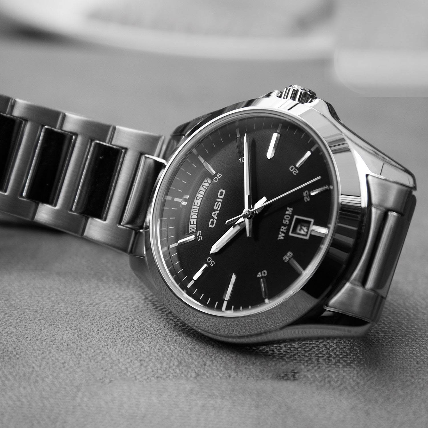Casio MTP-1370D-1A1VDF Watch