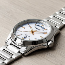 Casio MTP-1370D-7A2VDF Watch