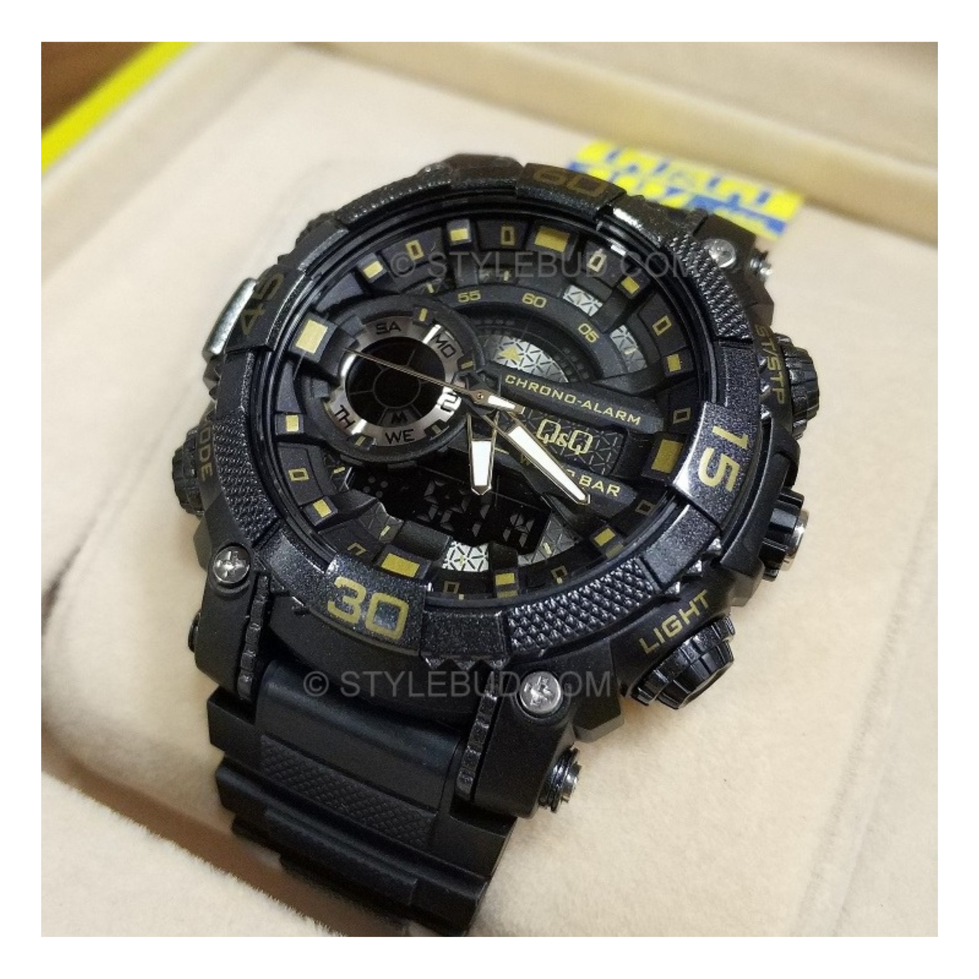 Q&Q GW87J004Y Watch