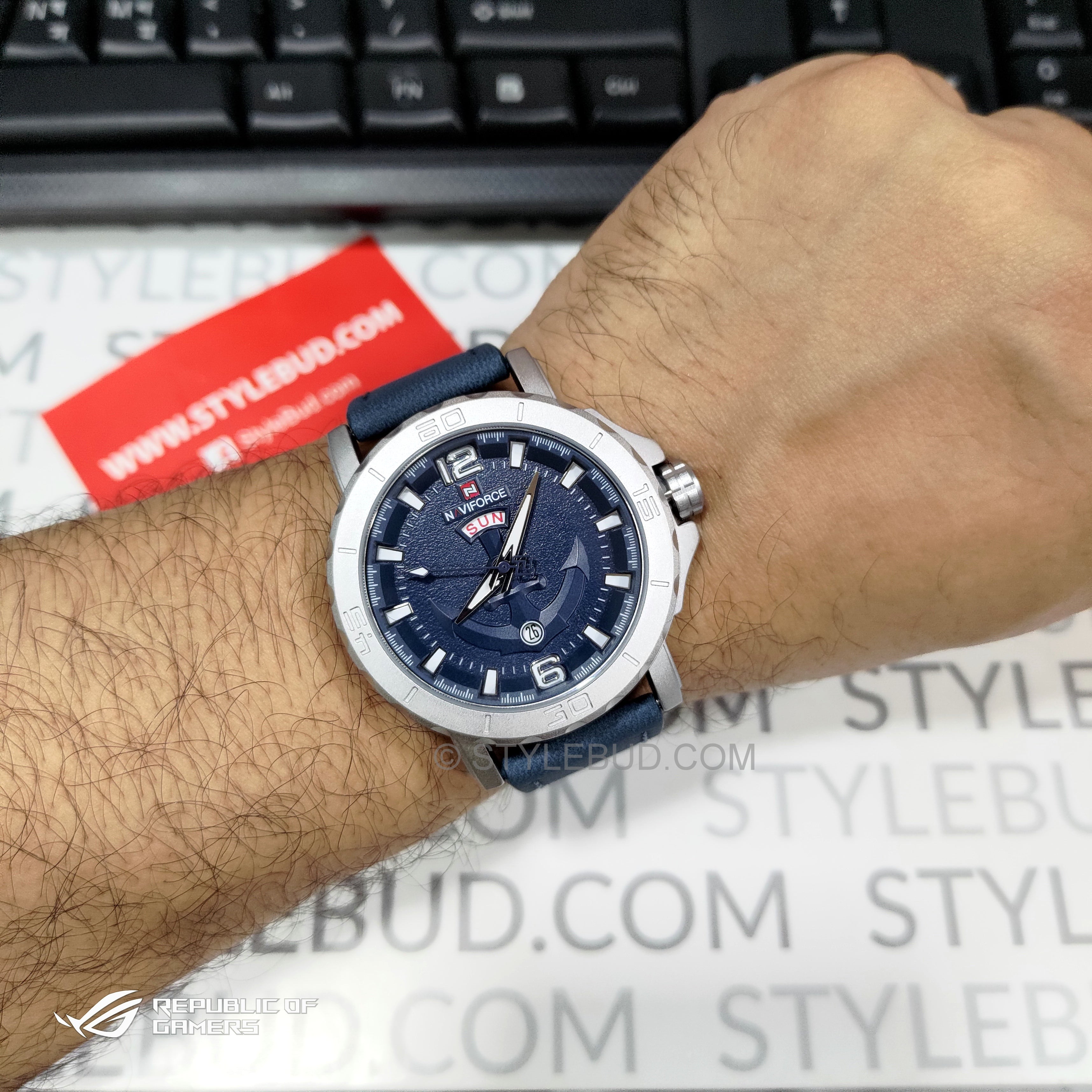 WW0060 Naviforce NF9122M Watch